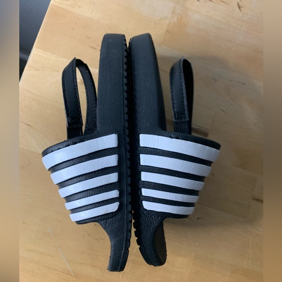 Wonder nation sandals - Picture 4 of 5